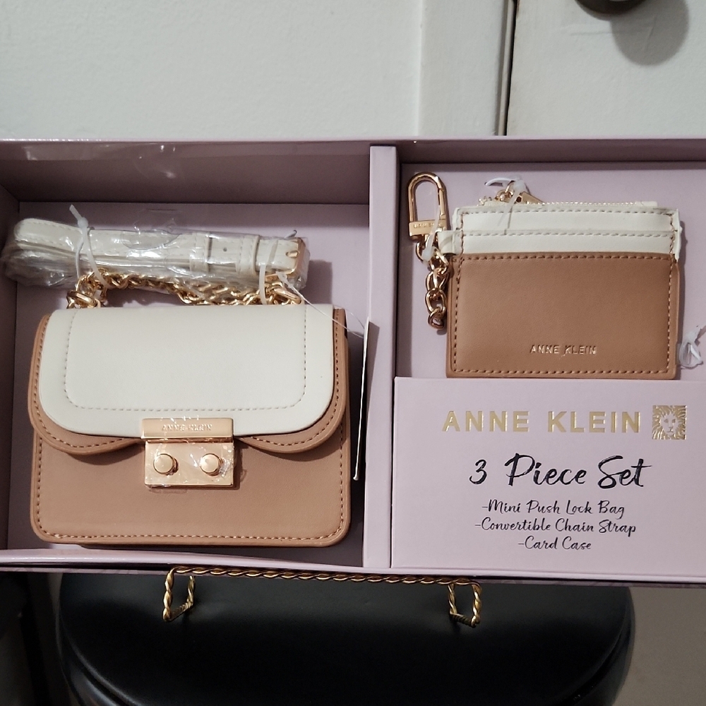 Anne Klein Cream and Tan 3 Piece Set
